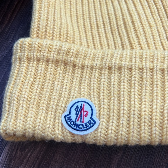 Monclear Beanie - Picture 2 of 4